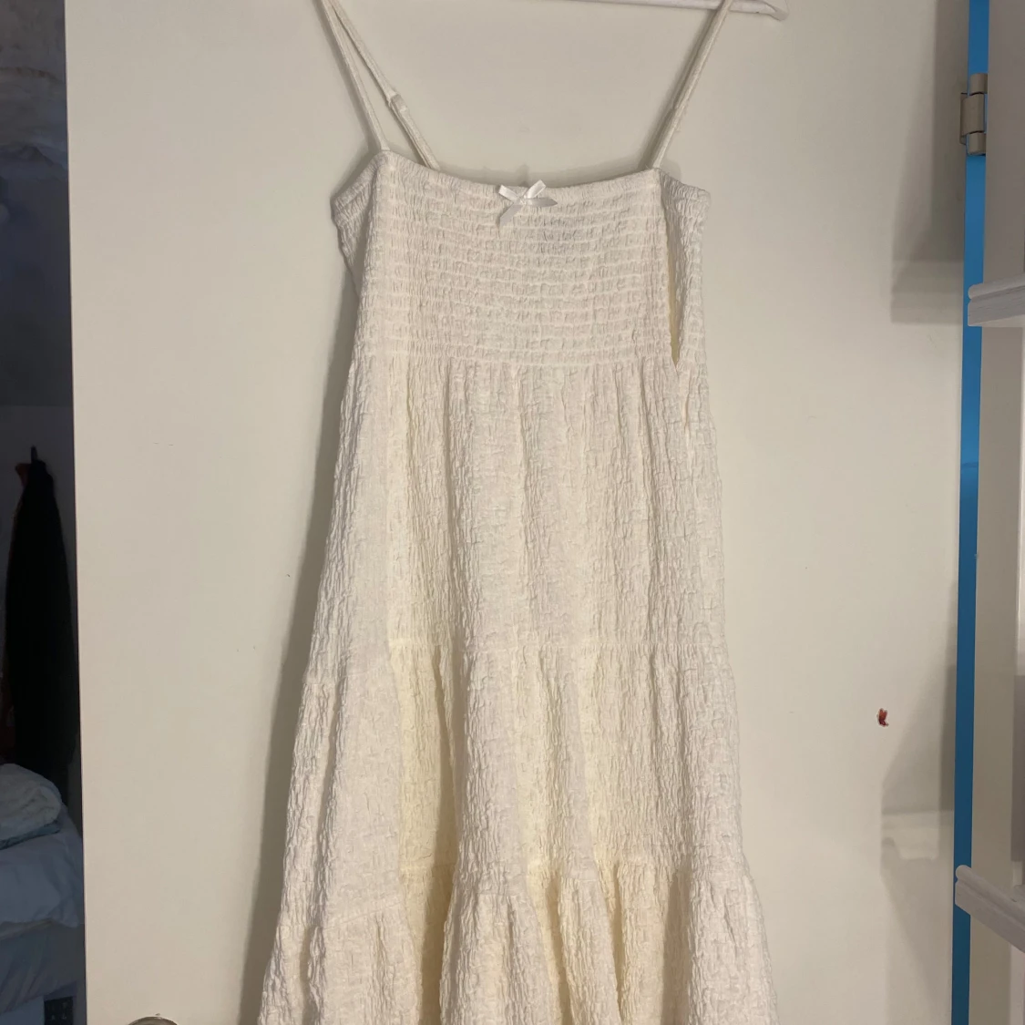 Vit sommarklänning  - 1