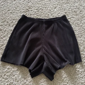 Shorts från BikBok - Shorts från BikBok i superhäftigt material som är perfekt för varma sommardagar. 