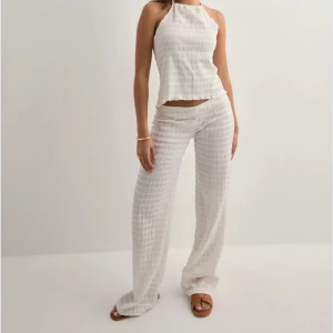 Nelly byxor - Nelly los waist structure pants, använda en gång