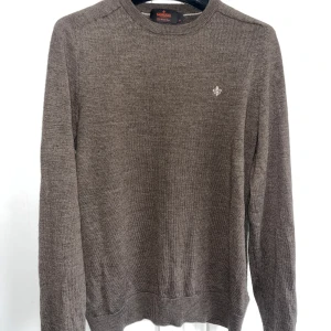 Morris tröja - Säljer denna sköna ljusbruna morris tröjan i storlek M men passar också i S. Användt fåtal gånger och fortfarande bra skick. Skriv om du har någon fundering!👍