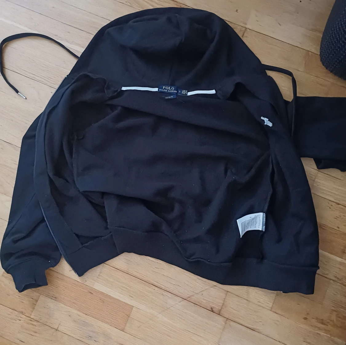 Svart hoodie från Polo Ralph Lauren - 4
