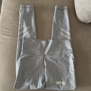 Träningar  - Träningstights från Aim’n som inte används längre. Storlek xs 