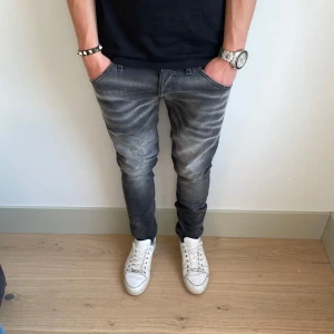 Jack & Jones Jeans - Extremt snygga jeans | Strl - 28/30 | Skick - 10/10 | Nypris - ca 1000kr | För ytterligare frågor är det bara att skriva 🦅