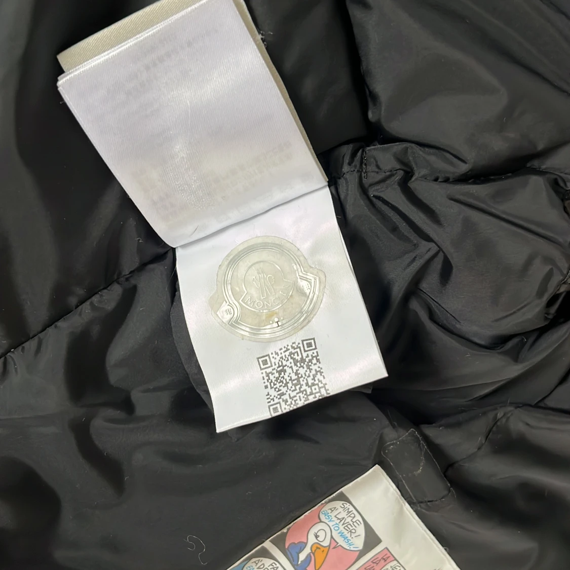 Svart dunväst från Moncler - 4