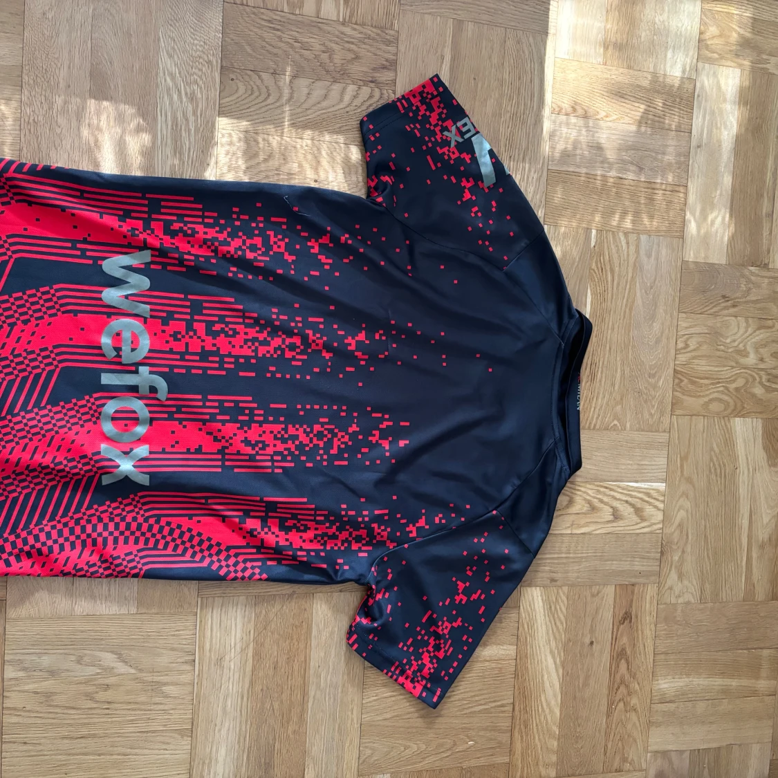 AC Milan fotbollströja svart och röd - 2