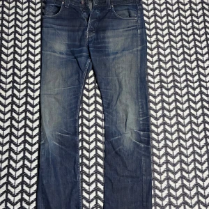 Lee jeans  - Snygga Lee jeans med skön fade 