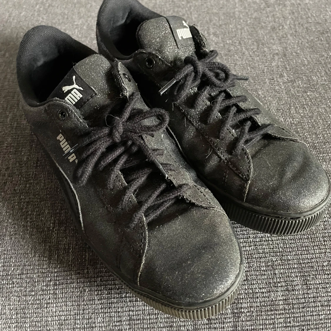 Svarta sneakers från Puma