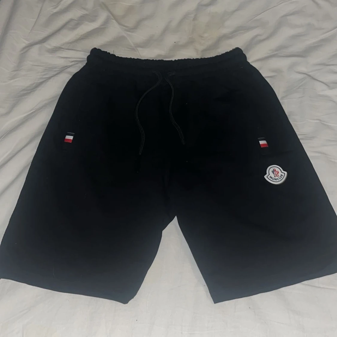 Svarta shorts från Moncler