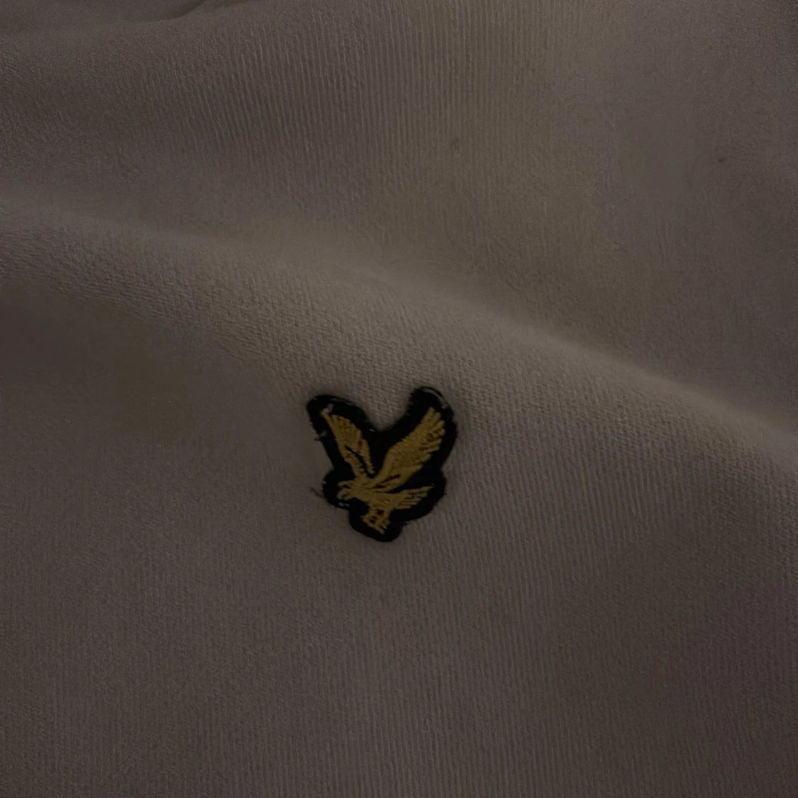 Grå hoodie från Lyle & Scott - 4