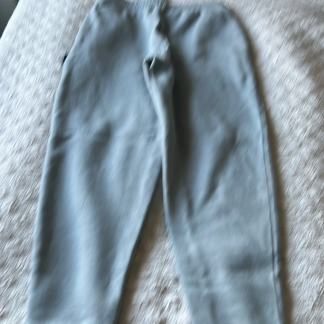 Grå hoodrich mjukis byxor  - 1