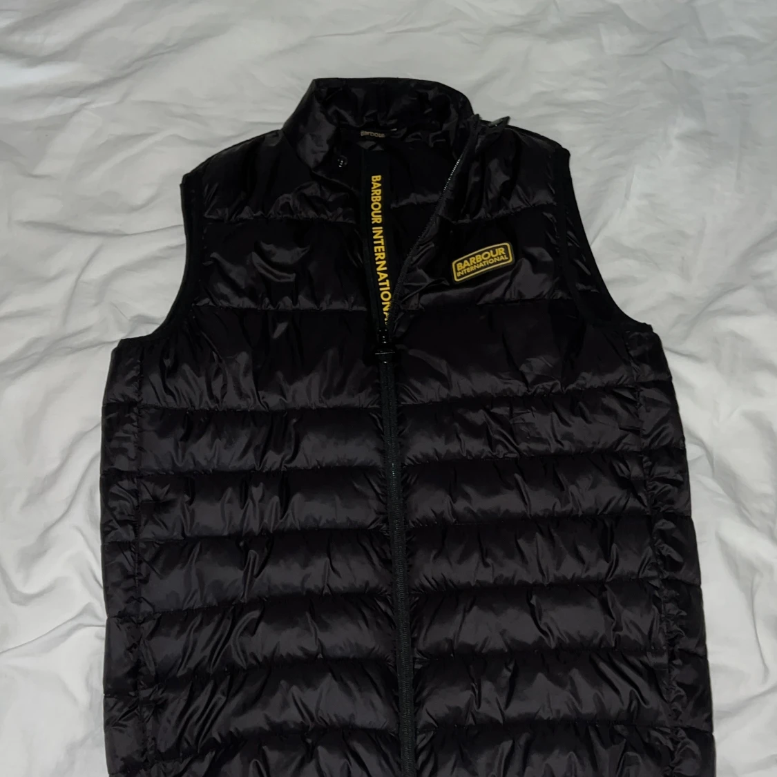 Svart dunväst från Barbour International