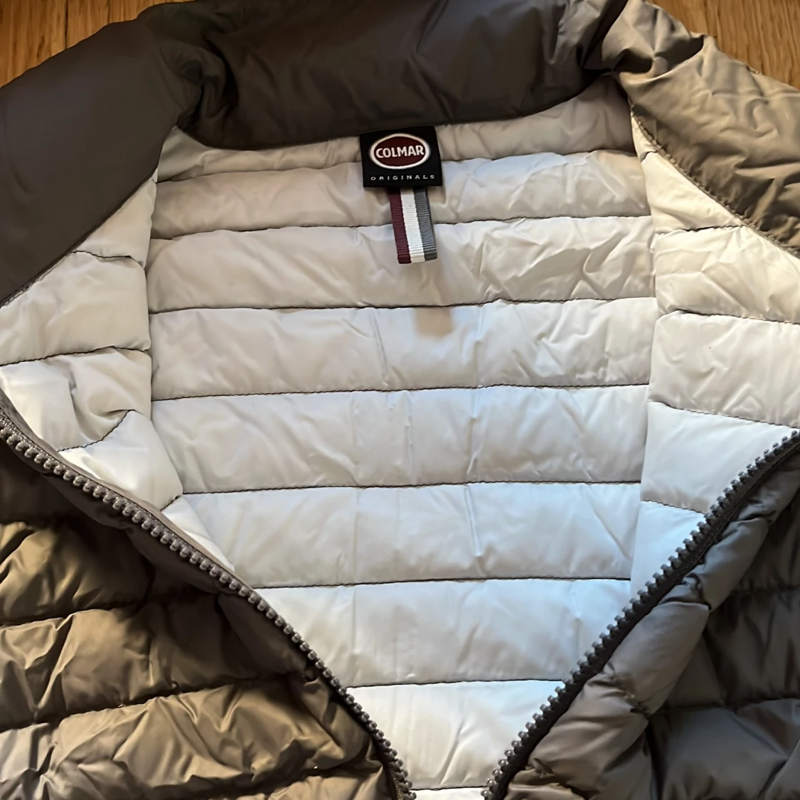 Grå quiltad jacka från Colmar - 2