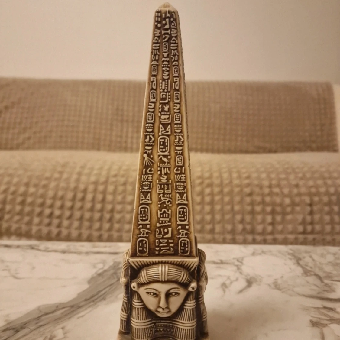 Egyptisk obelisk - 1