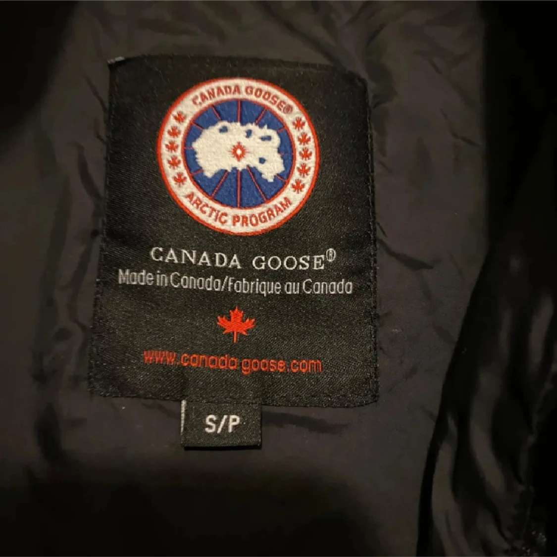 Svart dunväst från Canada Goose - 2