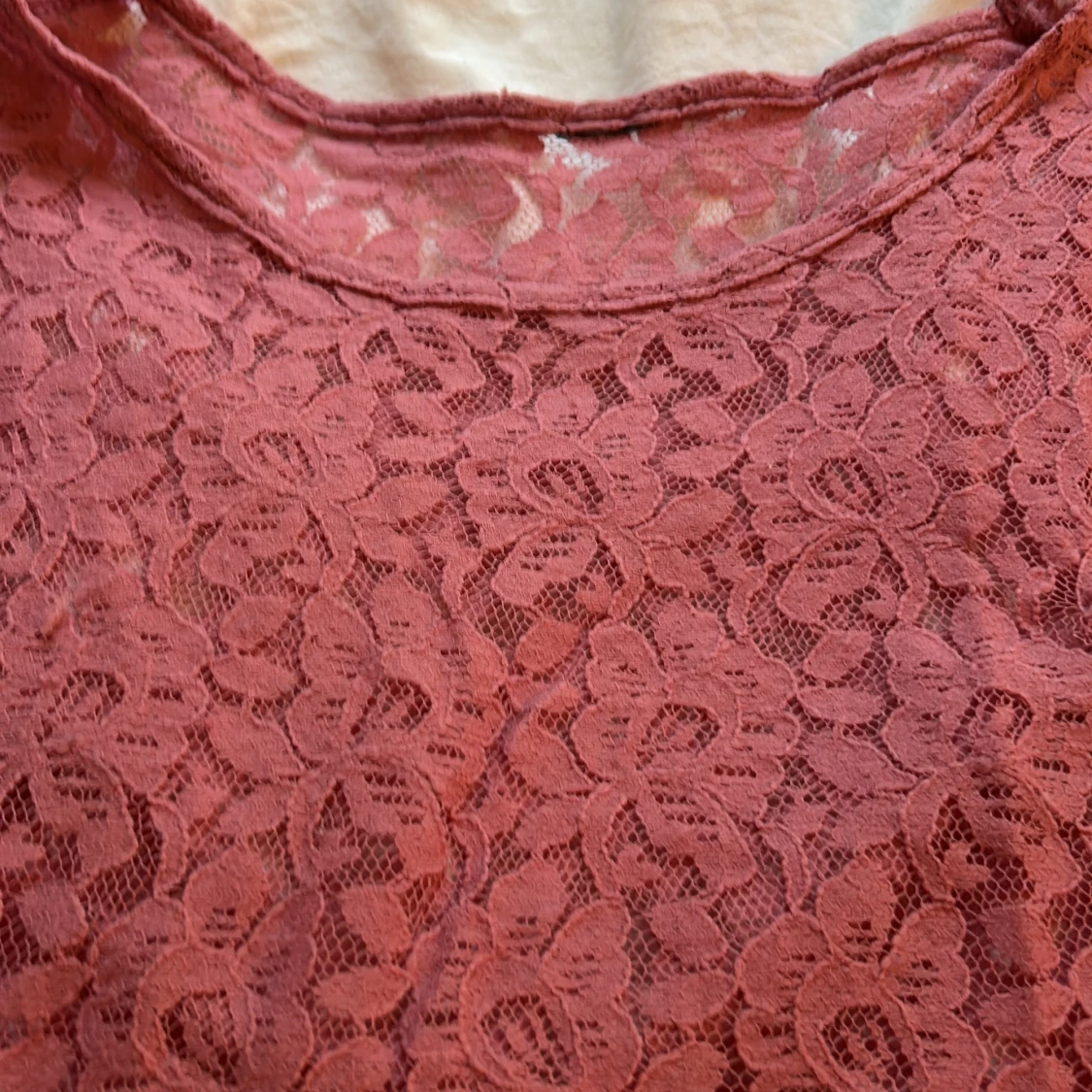 Rosa spetströja - 1