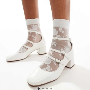 Klackor - Vita klackor