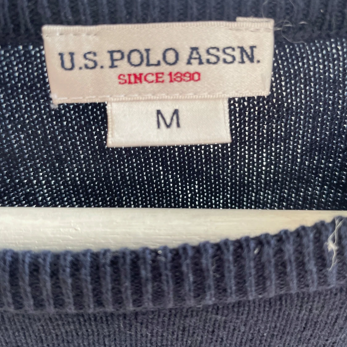 Oanvänd stickad US Polo Assn. tröja - 2