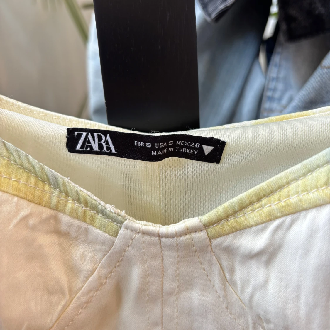 Pastellfärgad korsett-body från Zara - 3