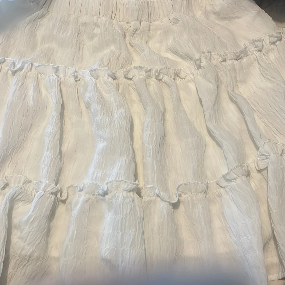 Vit volangkjol från Set You Free