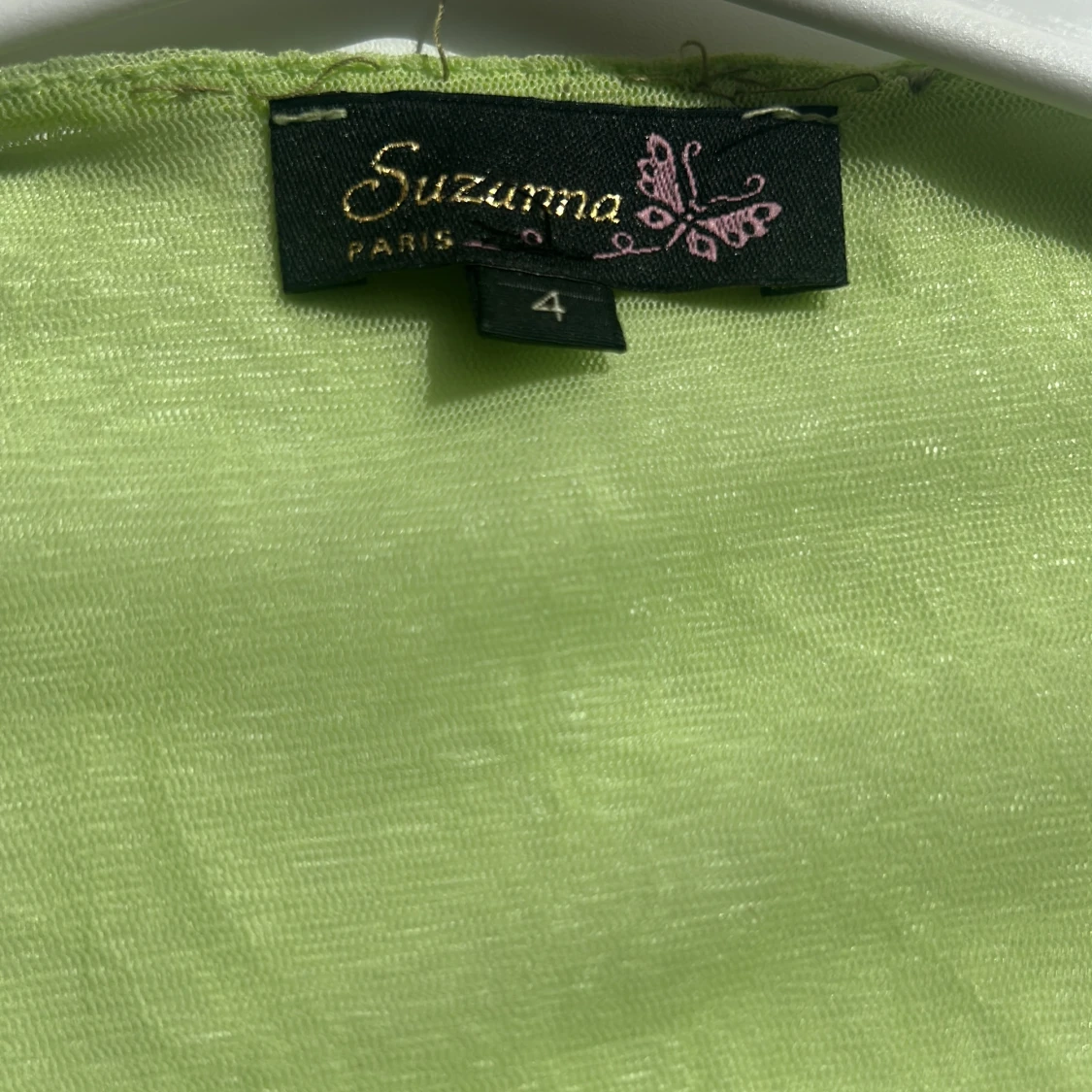 Ljusgrön blus med spets från Suzanna  - 1