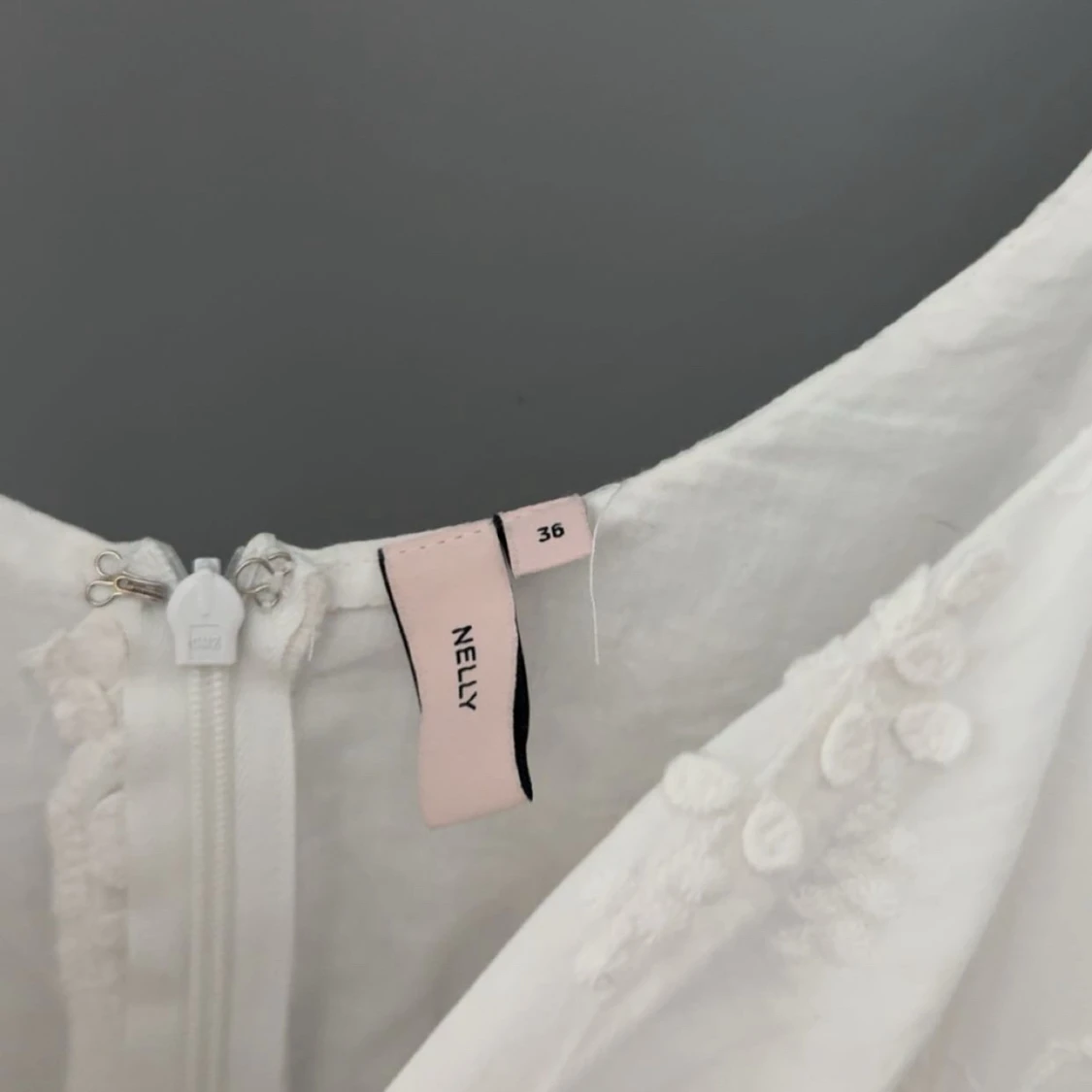 Vit kortklänning från Nelly - 2