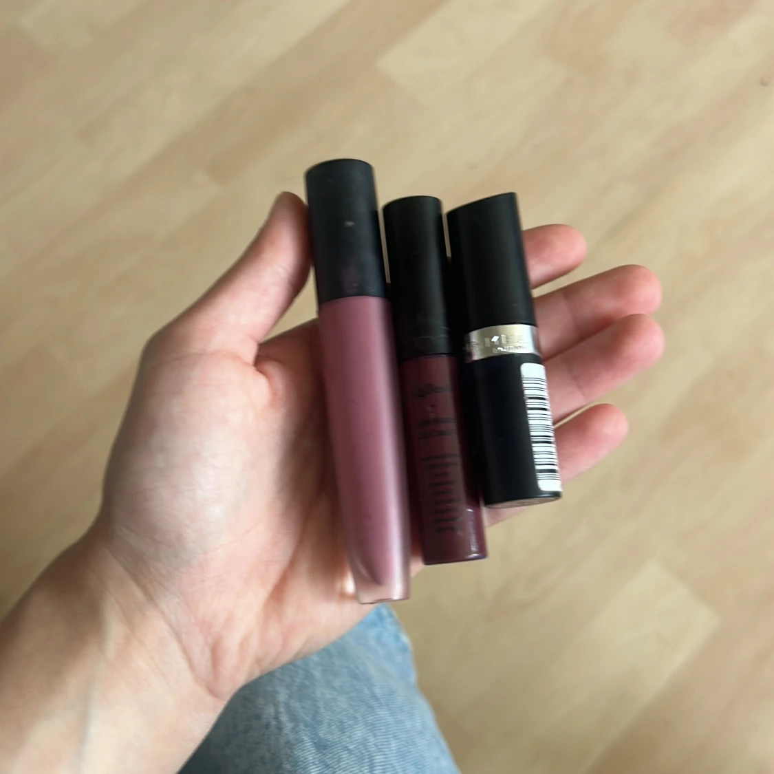 3-pack läpprodukter i lila nyanser