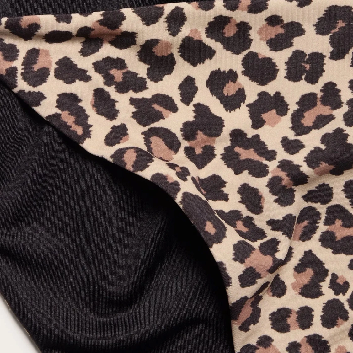 Leopardmönstrad bikiniunderdel med knyt - 1