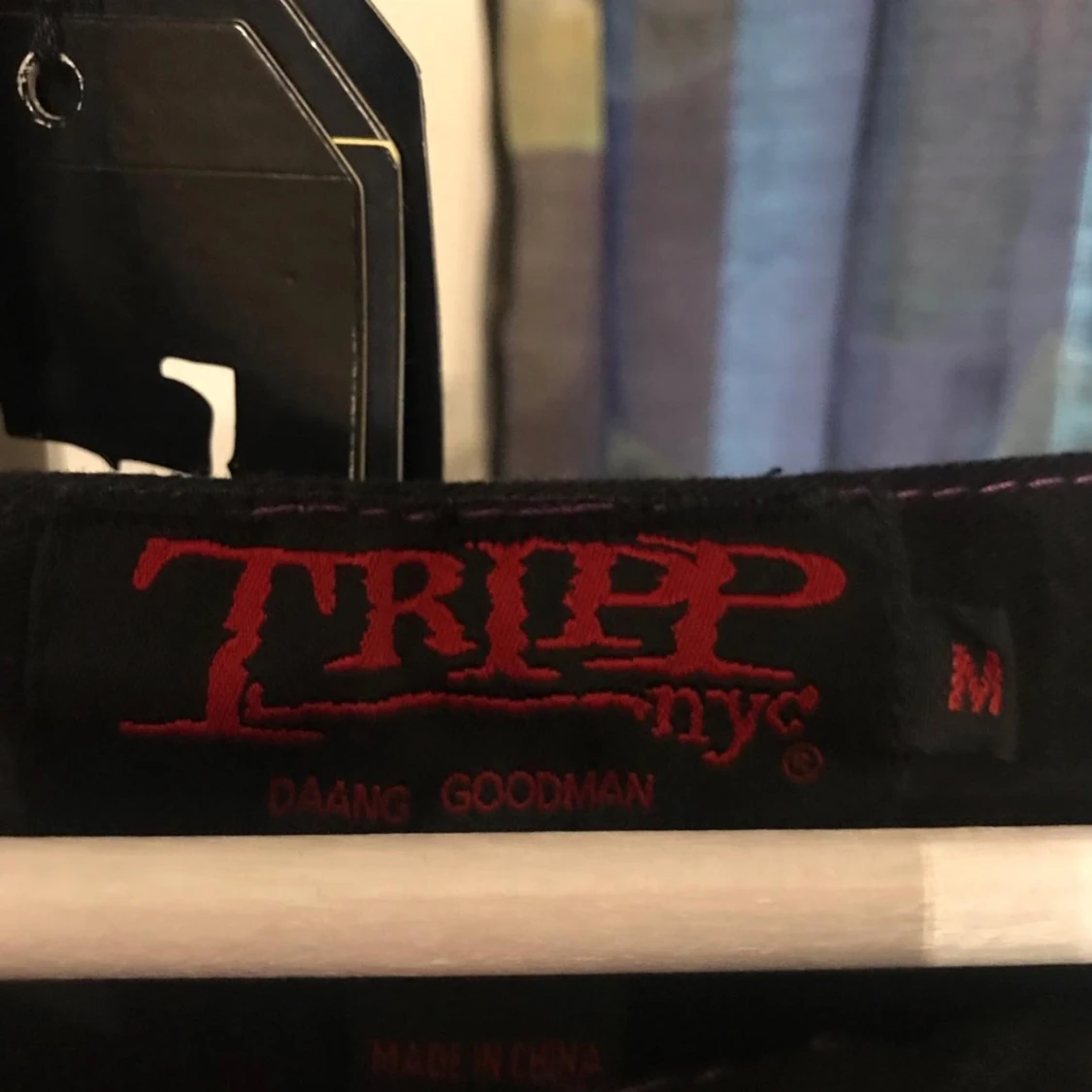 Svarta Tripp NYC cargopants med kedjor - 2