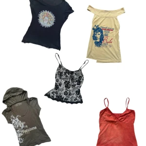 Vintage tops - Please don’t purchase yet — I’m currently out of town on holiday. I’ll upload them separately soon. Stay tuned and follow me for more dreamy tops!