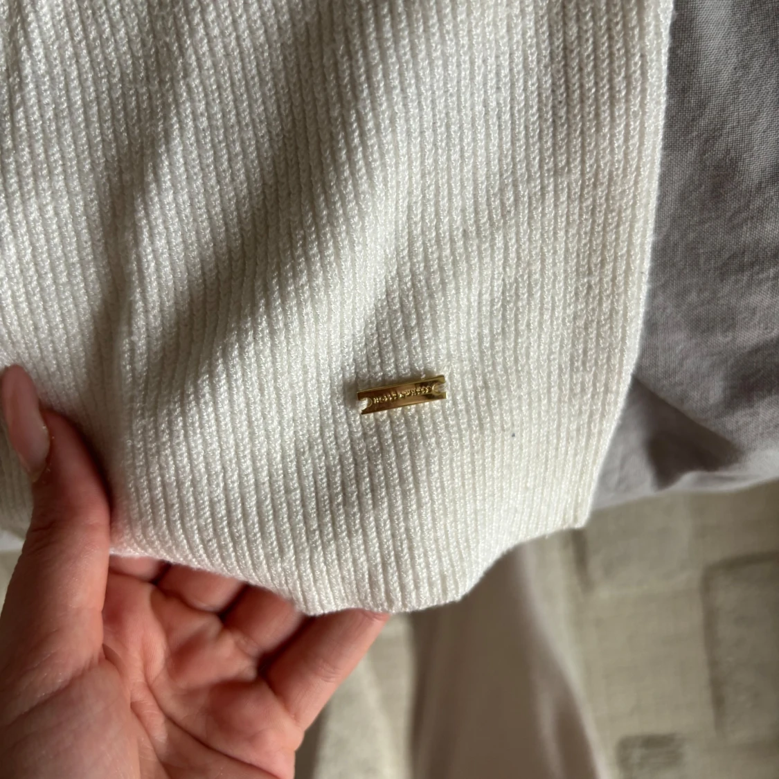 Vit ribbad tröja från Holly & Whyte - 2