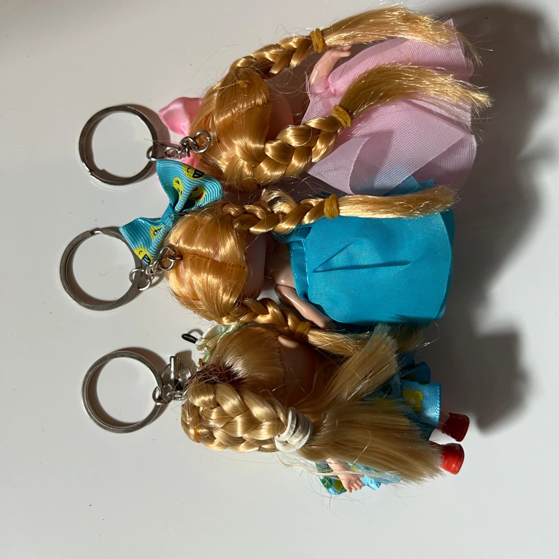 Söta docknyckelringar med klänning - 1