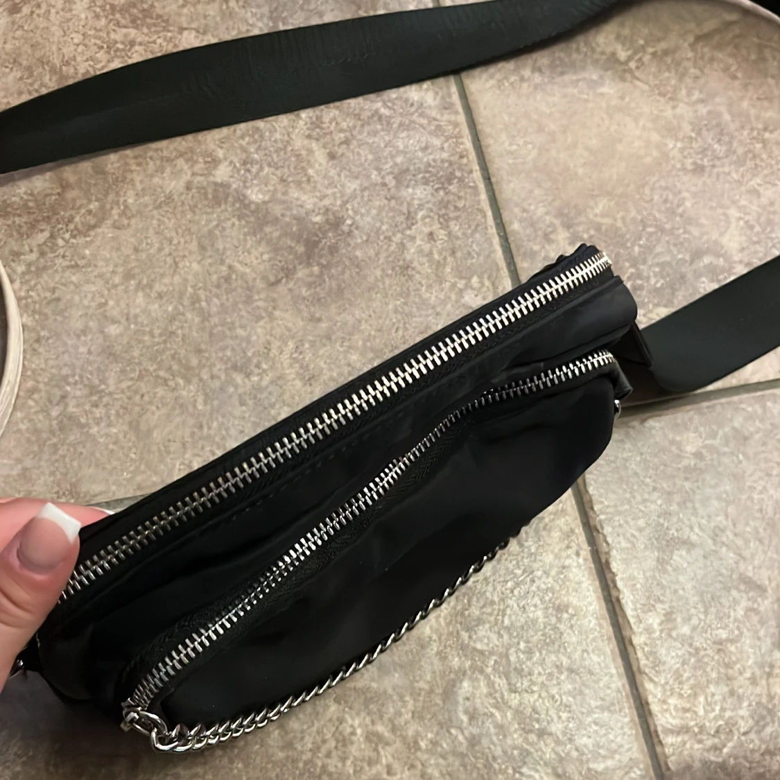 Svart axelväska från Pull&Bear - 1