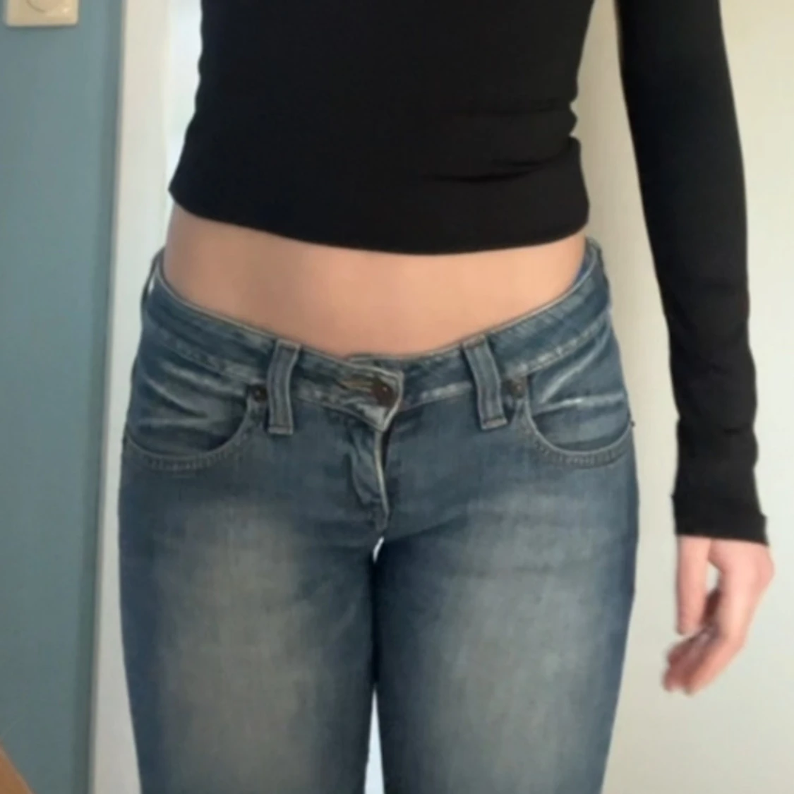 Blå bootcut jeans - 1