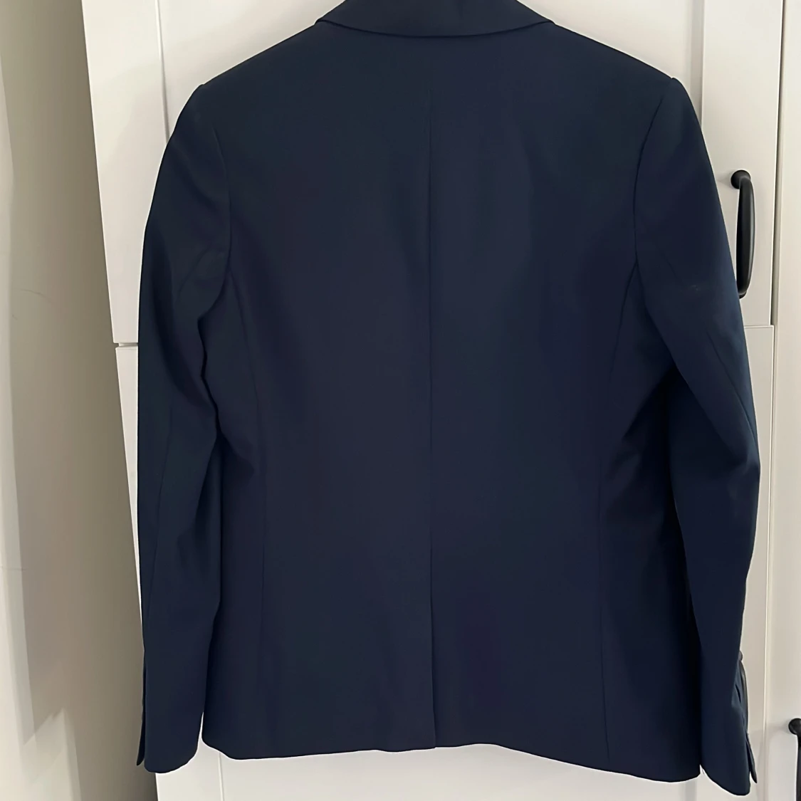 Mörkblå kavaj från H&M - 3