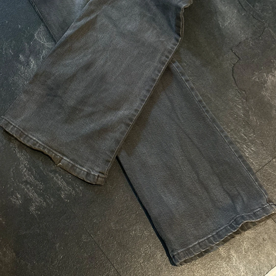 Gråa jeansbyxor från 157 - 3