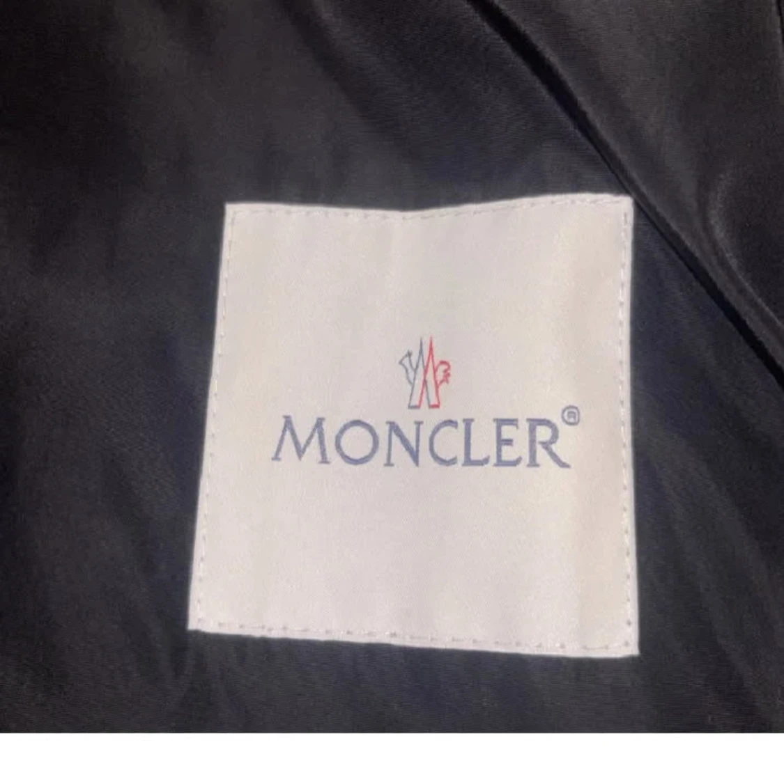 Svart vindjacka från Moncler - 4