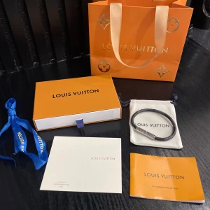 Lv armband  - Snygg och trendig armband🤝