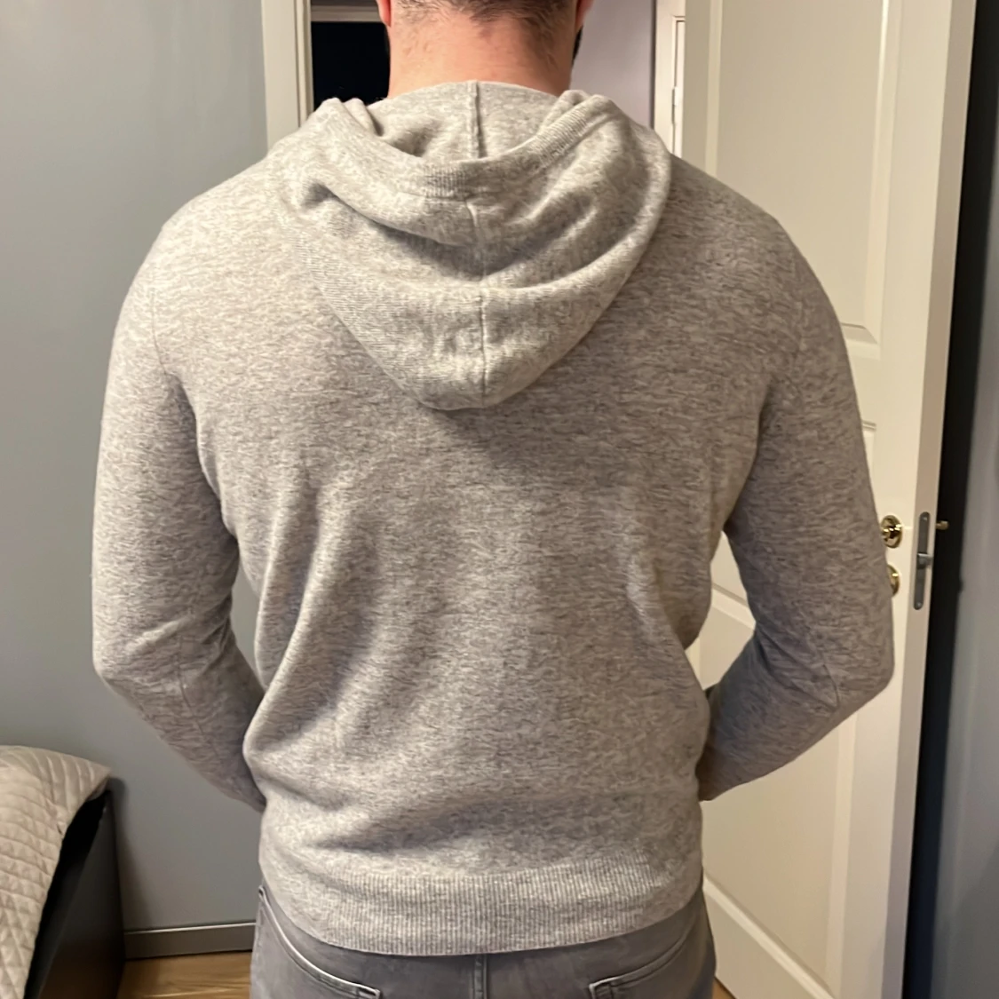 Ljusgrå cardigan i 100%  kashmir - 1