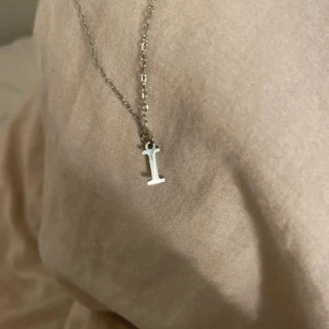 halsband - aldrig använt💓