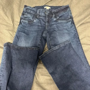 Jeans  - Fina jeans aldrig använda 