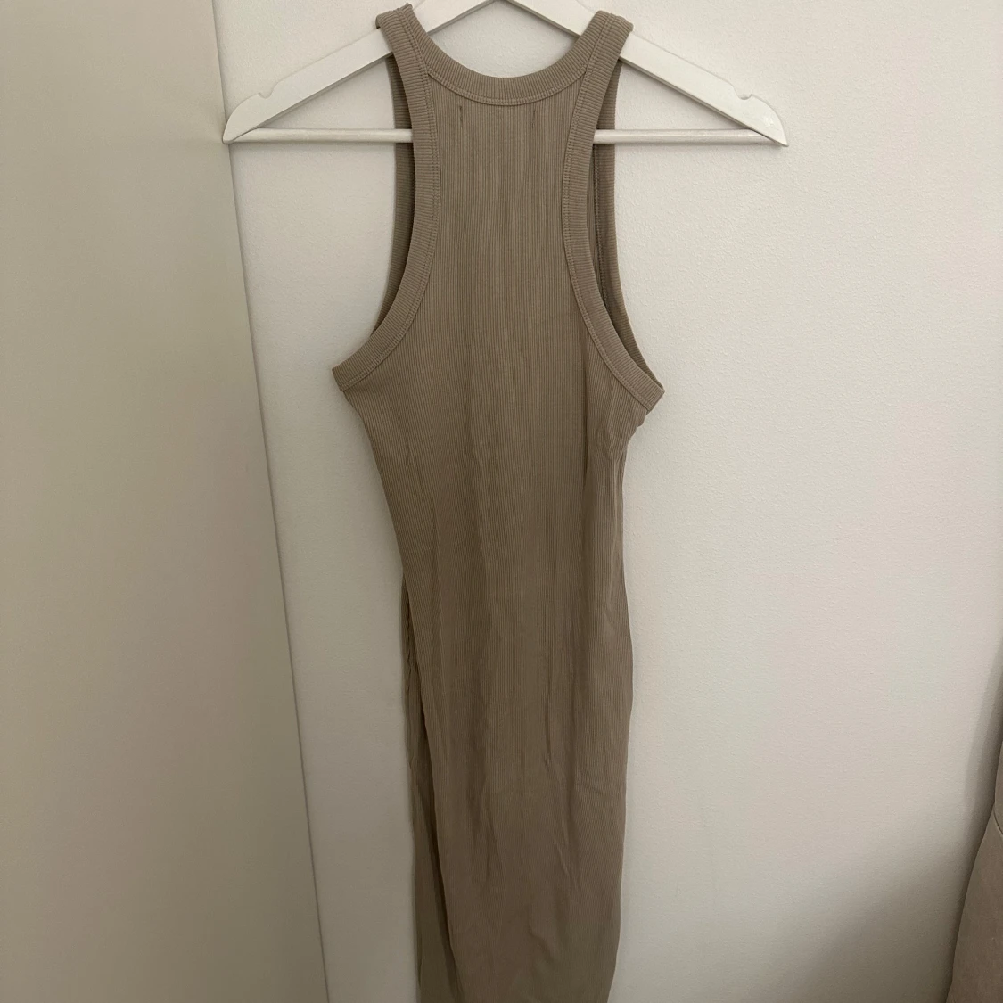 beige/grå klänning  - 1