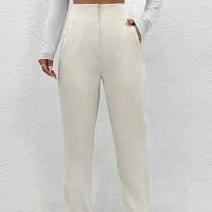 Beige kostymbyxor - Använda ett par gånger 