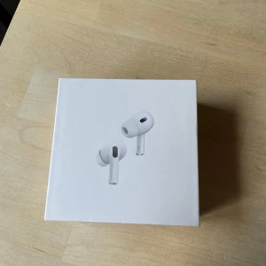 Helt nya Airpod 2 rep - Helt nya och funkar perfekt 