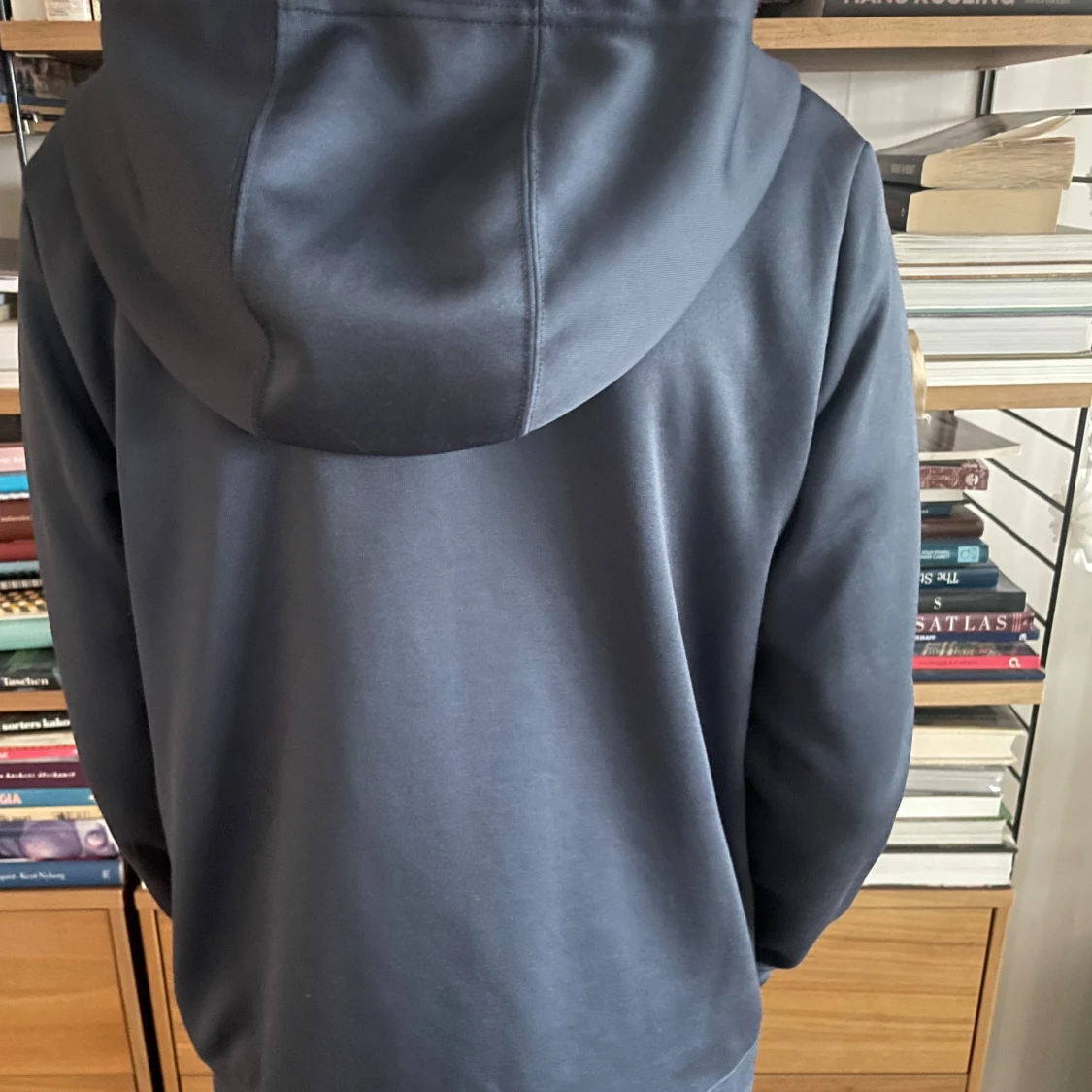 Mörkblå huvtröja från Nike - 1