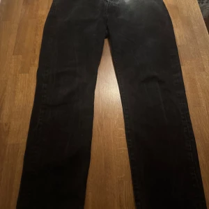 Woodbird jeans - Säljer mina woodbird jeans strl 34/32 mycket bra skick nypris 1300