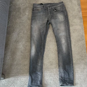 Dondup jeans  - Dondup jeans som är helt nya skick 10/10.
