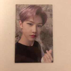 Stray Kids Clé: Levanter photocard - Säljer en officiell photocard från Stray Kids mini album Clé: Levanter. 45kr ink frakt!