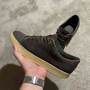 Lanvin Cap Toe  - Säljer nu dessa otroligt feta Lanvins  | Skick 8/10, lite små defekter | Storleken är 9/43 | Nypris runt 5000 kr |  Bara att skriva vid frågor