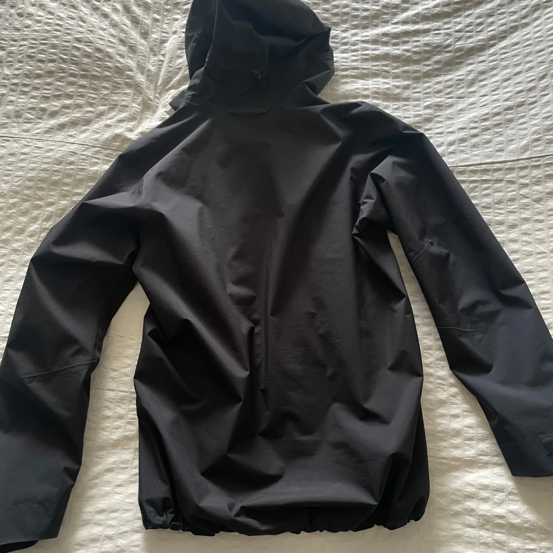 Svart vindjacka Haglöfs - 1