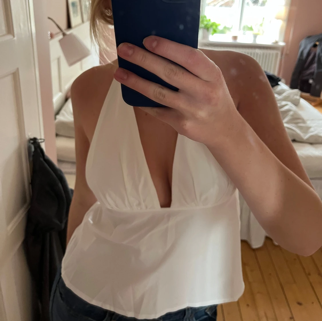 Vit halterneck linnetopp